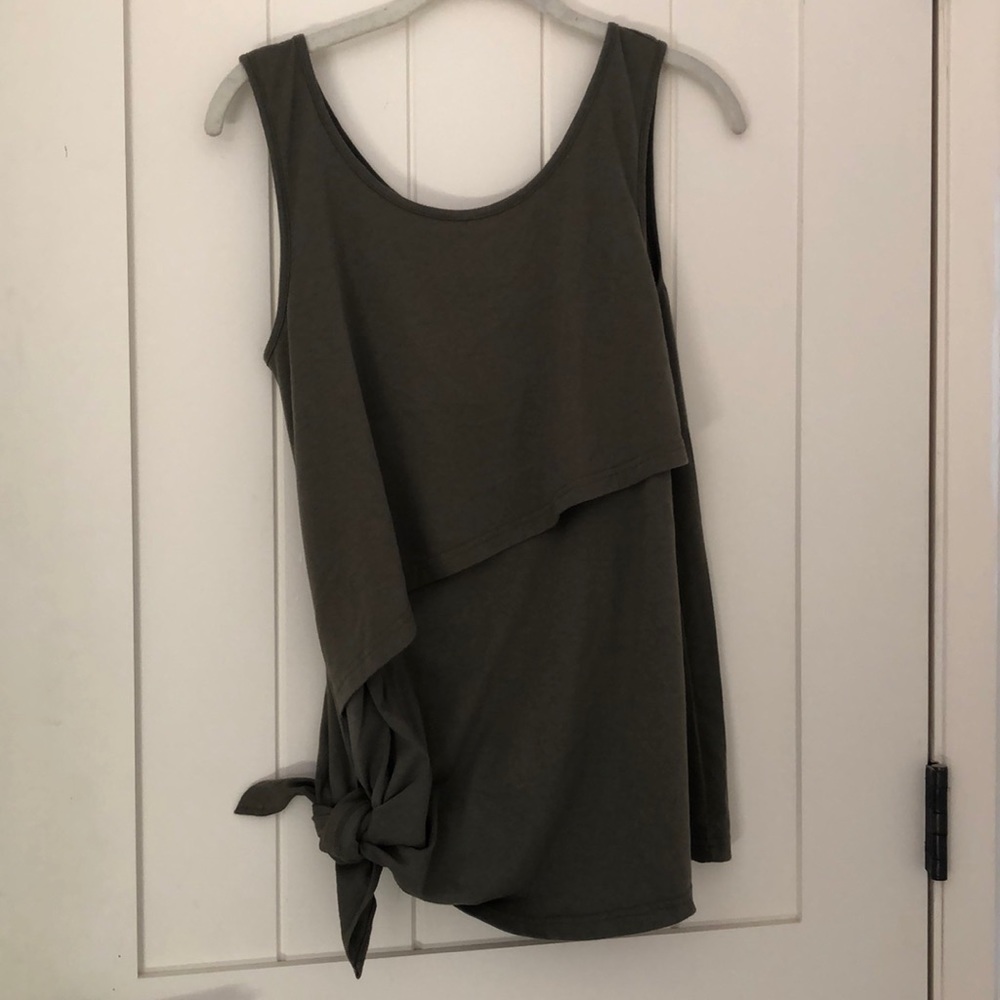 Latched Mama Nursing Tank Top Size Small